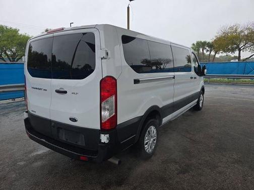 Oxford White 2023 Ford Transit-350 XLT