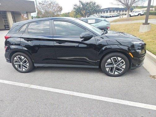 2023 Hyundai KONA EV SE