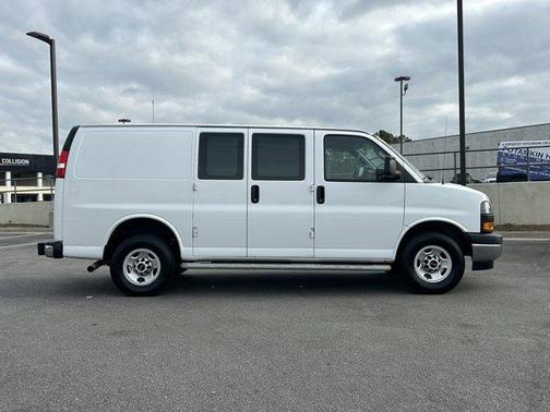 2023 GMC Savana 2500 Work Van