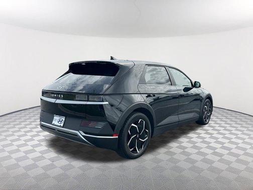 Black 2023 Hyundai IONIQ 5 SEL
