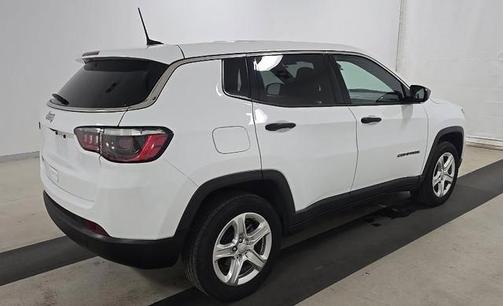 Bright White Clearcoat 2023 Jeep Compass Sport