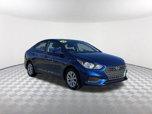 2022 Hyundai Accent SE