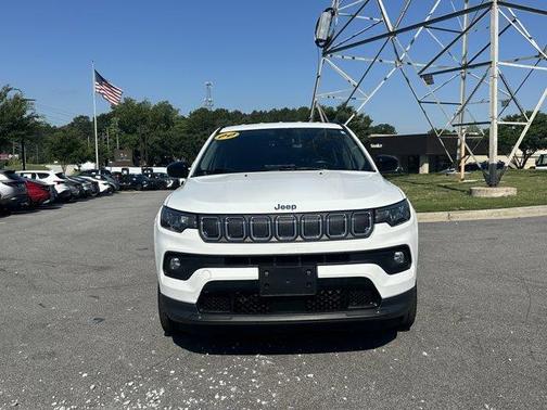 Bright White Clearcoat 2022 Jeep Compass Latitude Lux