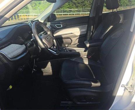 Bright White Clearcoat 2022 Jeep Compass Latitude Lux