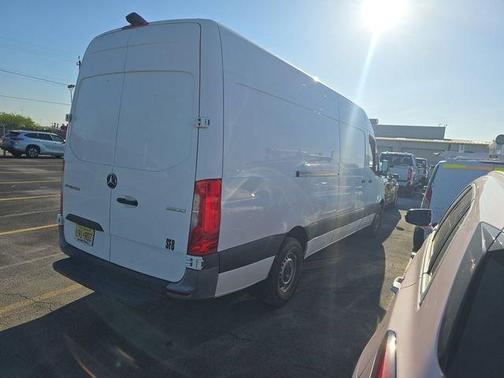 2022 Mercedes-Benz Sprinter 2500 170 WB