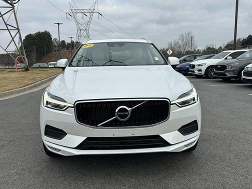 2021 Volvo XC60 T5 Momentum