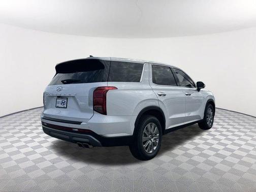 2025 Hyundai PALISADE SE