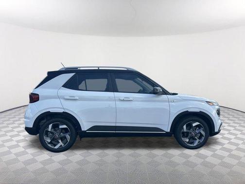 2025 Hyundai VENUE Limited