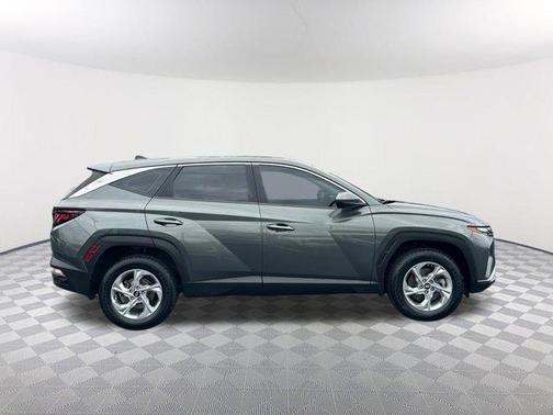 Amazon Gray 2022 Hyundai TUCSON SE