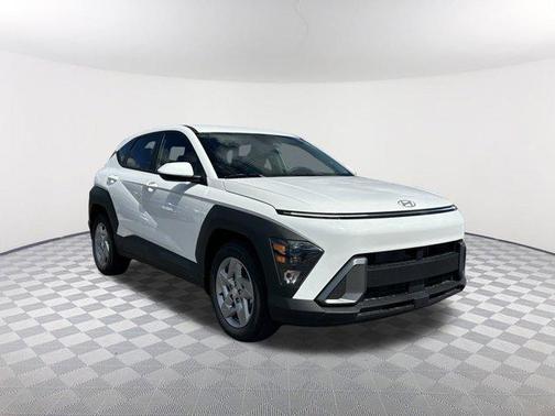 2025 Hyundai KONA SE