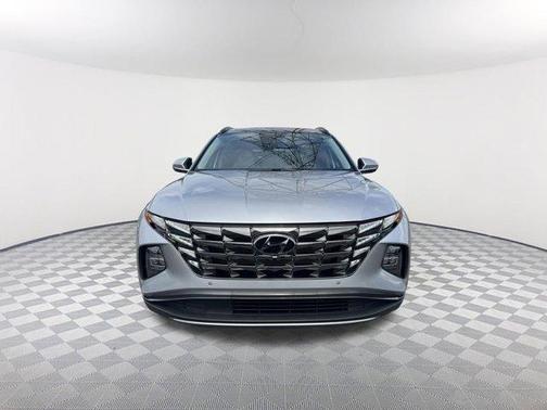 Shimmering Silver 2024 Hyundai TUCSON Limited