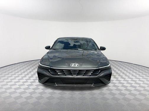 Amazon Gray 2026 Hyundai ELANTRA SEL Sport