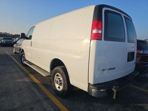 2023 GMC Savana 2500 Work Van