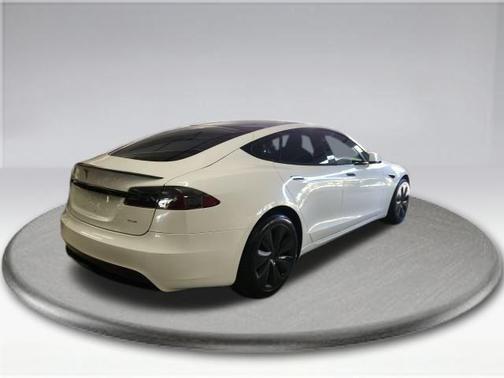 2021 Tesla Model S Plaid