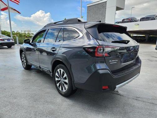 2025 Subaru Outback Touring XT