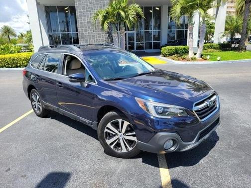 Photo 2 of 36 of 2018 Subaru Outback 2.5i Limited