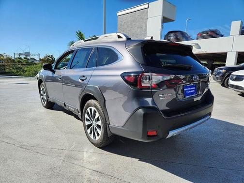 2025 Subaru Outback Touring