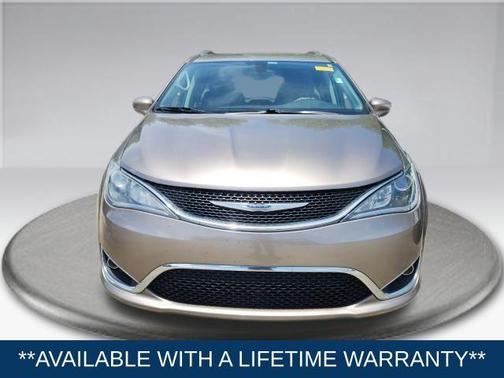 2018 Chrysler Pacifica Touring-L Plus