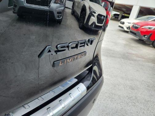 2025 Subaru Ascent Limited Bronze Edition