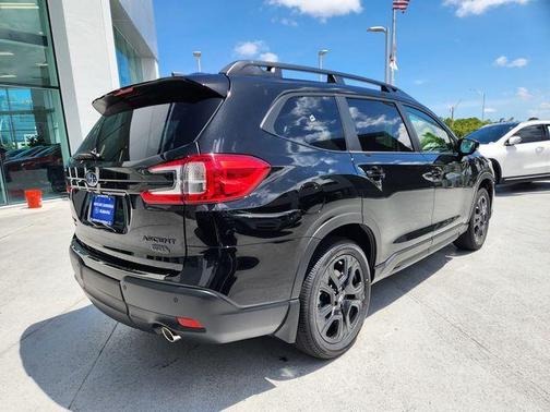 2025 Subaru Ascent Onyx Edition Touring