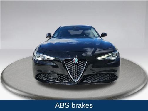 2020 Alfa Romeo Giulia Base