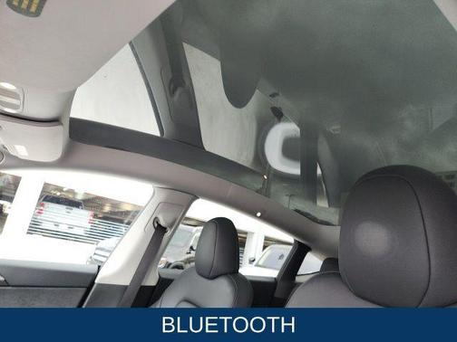 2024 Tesla Model Y Base