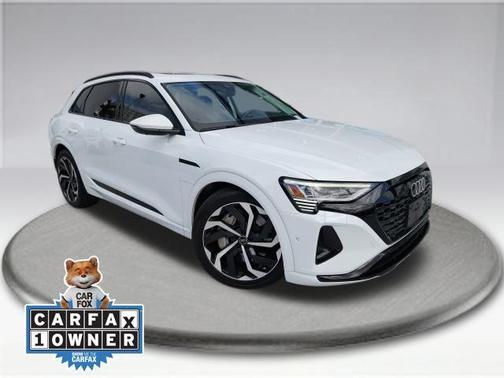 2024 Audi Q8 e-tron Premium