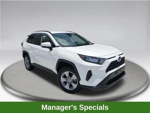 2022 Toyota RAV4 Hybrid LE