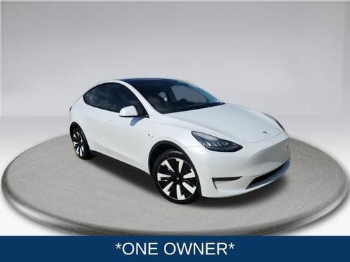 2022 Tesla Model Y Long Range