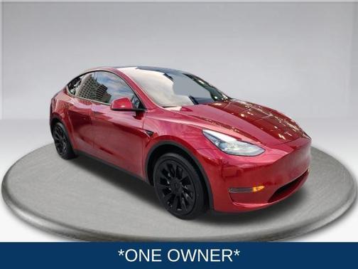 2024 Tesla Model Y Standard Range