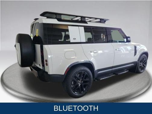 2021 Land Rover Defender 110 SE
