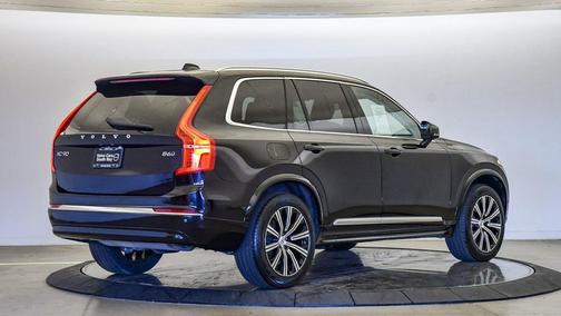 2025 Volvo XC90 B6 Plus 7-Seater