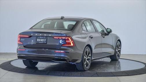 2025 Volvo S60 B5 Core