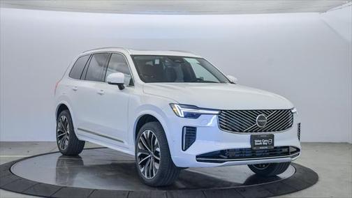 2025 Volvo XC90 B6 Plus 7-Seater