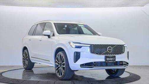 2025 Volvo XC90 B6 Ultra