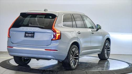 2025 Volvo XC90 Plug-In Hybrid T8 Ultra 6-Seater