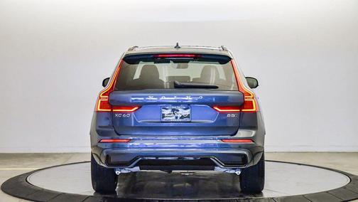 2026 Volvo XC60 B5 Ultra