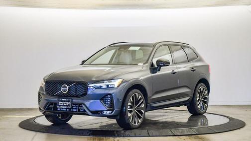 2026 Volvo XC60 B5 Ultra