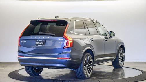 2026 Volvo XC90 Plus, B6 AWD Gas (mild hybrid), Gasoline, Bright, 7 Seats