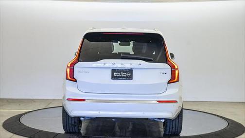 2025 Volvo XC90 Plug-In Hybrid T8 Plus 7-Seater