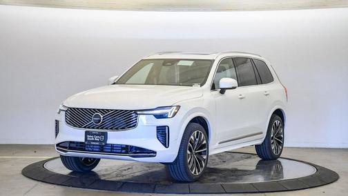 2026 Volvo XC90 B6 Plus 7-Seater