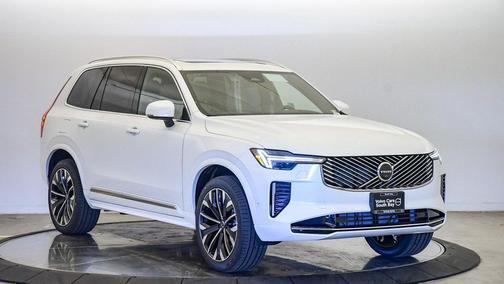 2026 Volvo XC90 B6 Plus 7-Seater