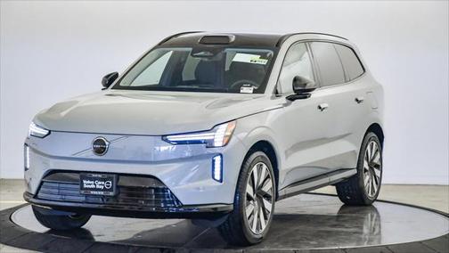 2025 Volvo EX90 Twin Motor Performance Plus 6-Seater