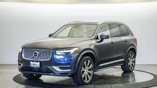 Denim Blue Metallic 2025 Volvo XC90 Plug-In Hybrid T8 Ultra 7-Seater