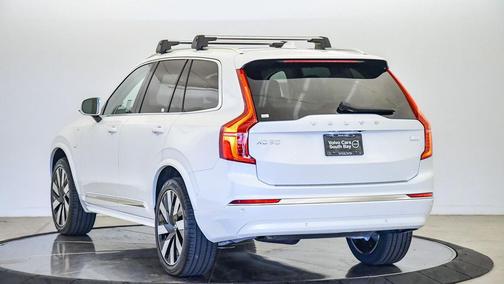 2023 Volvo XC90 Recharge Plug-In Hybrid T8 Ultimate 6-Seater