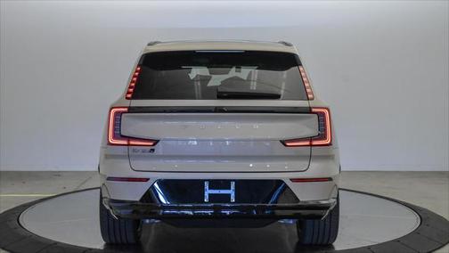 2025 Volvo EX90 Twin Motor Ultra