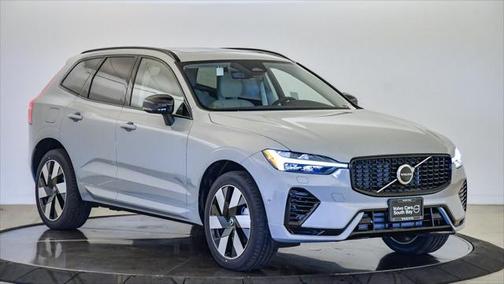2025 Volvo XC60 Plug-In Hybrid Plus