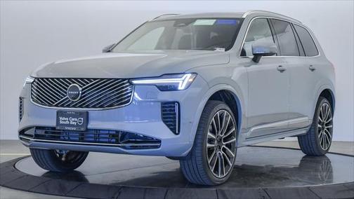 2025 Volvo XC90 B6 Ultra