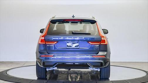 2025 Volvo XC60 Plug-In Hybrid T8 Ultra