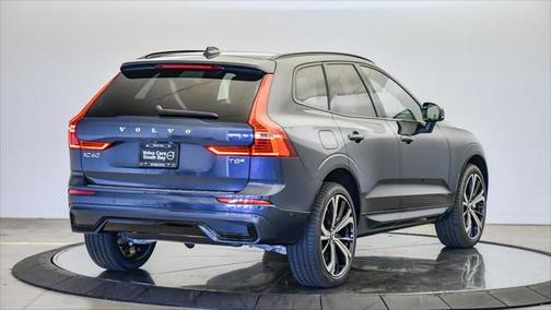 2025 Volvo XC60 Plug-In Hybrid T8 Ultra